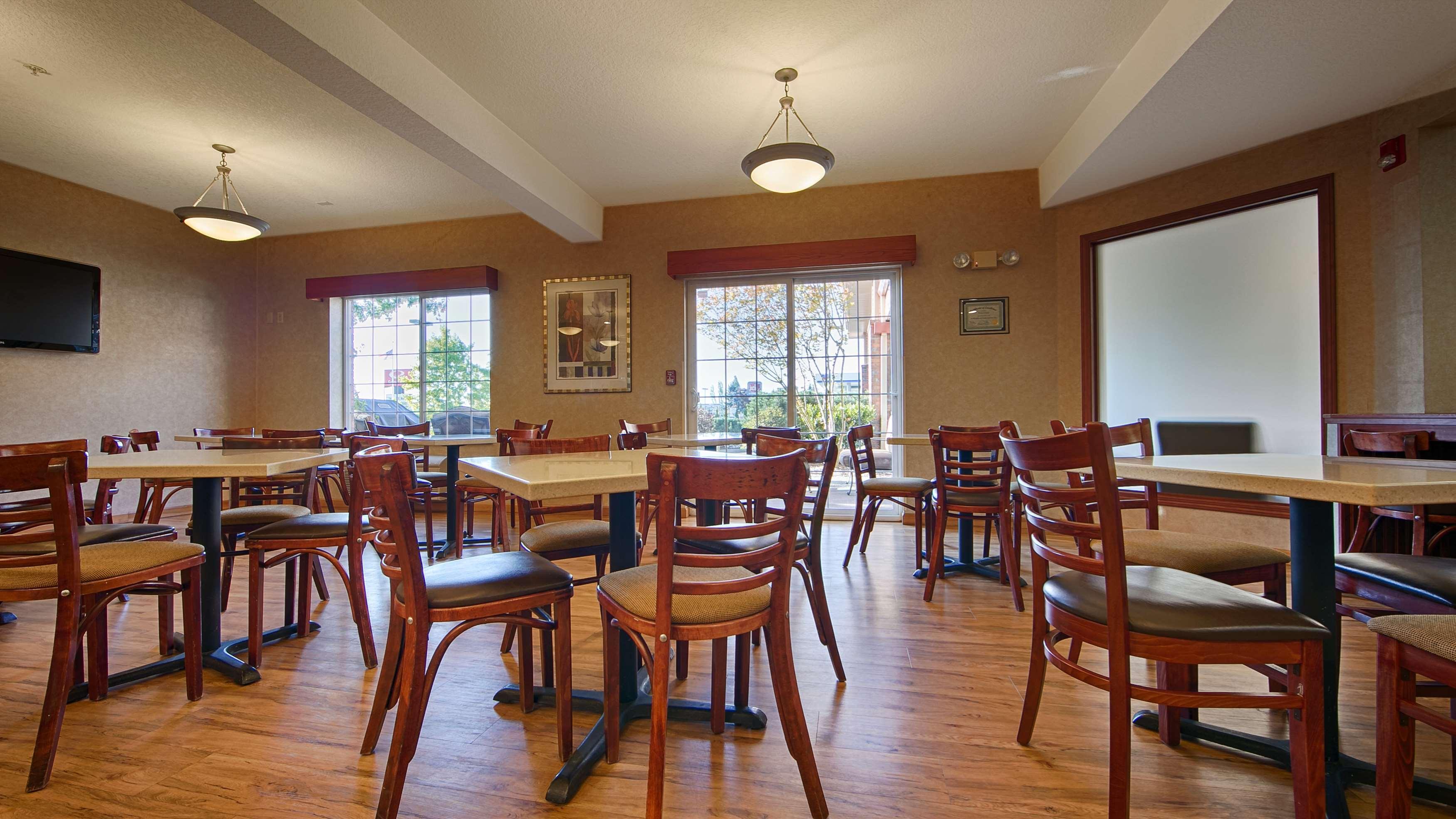 Best Western Plus Park Place Inn&Suites Chehalis Exterior foto